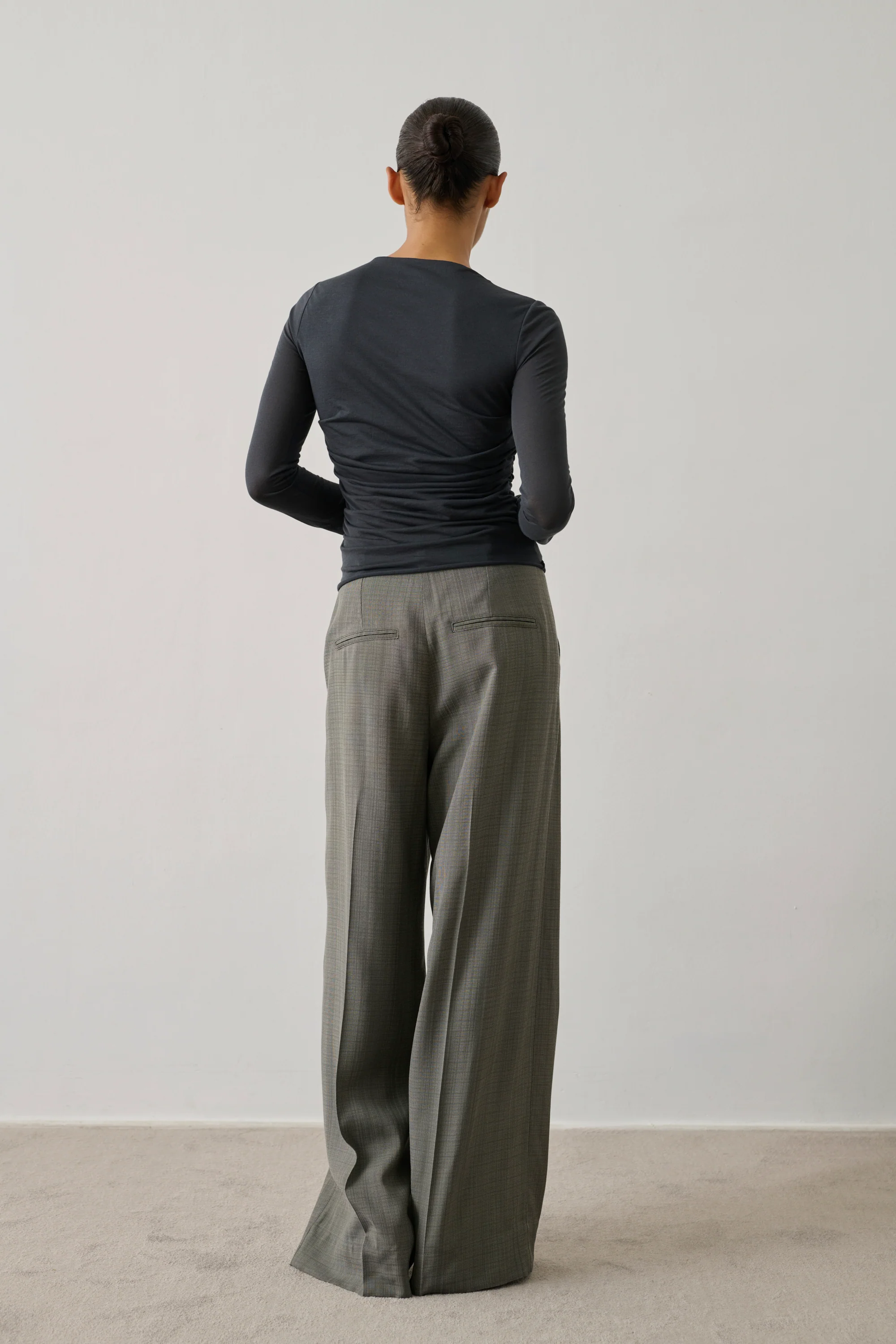 PANTALON HIPPOLYTE GRIS - Image 4